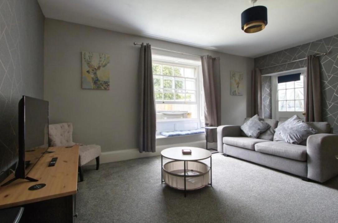 Countryside Annexe, With Hottub, Sleeps Up To 4 Apartment