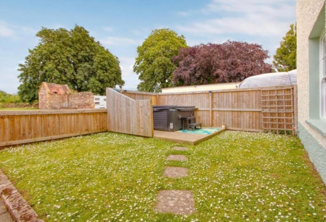 Countryside Annexe, With Hottub, Sleeps Up To 4 Durston